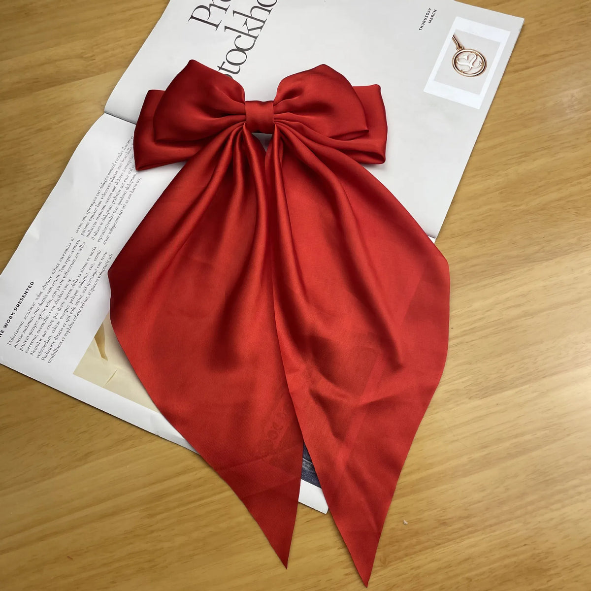 💥Flash Sale🔥Large Bow Hair Clip for Women – Wedding & Everyday Ponytail Accessory with Long Tail